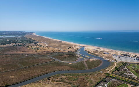 Sunny Beach Casa-M: L'Eau, Ressources En Eau, Plan D'Eau, Voie Navigable, Vue Du Ciel, Photographie Aérienne, Côte, Cotiers Et Relief Océaniques, Canal, Banque