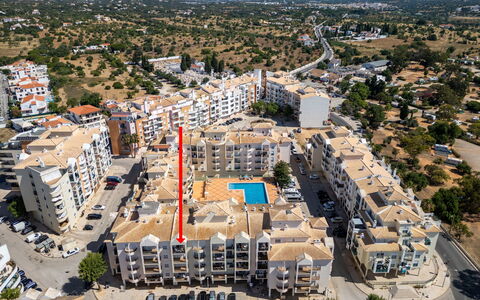 Sunny Beach Casa-M: Bâtiment, Zone Résidentielle, Ville, Appartement, Ville, Quartier, Façade, Architecture, Condominium, Design Urbain