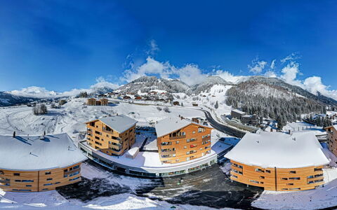 Disentis 50: Ciel, Neige, Montagne, Nuage, Pente, Monde, Calotte Glaciaire, Gelé, Maison, Glacial Relief