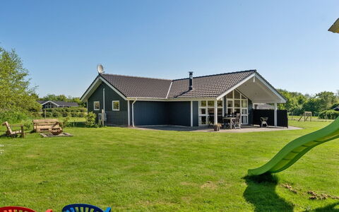 Eicke - 12Km from the Sea: Bois, Toit, Architecture, Domicile, Maison, Chalet, Siding, Dur, Pente, Biens