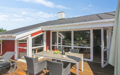 Valda - 1.5Km from the Sea: Bois, Domicile, Meubles, Toit, Mobilier De Jardin, Porte, Chaise, Chalet, Porche, Ombre