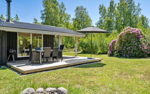 Aldina - 1.6Km from the Sea: Plafond, Sol, Design Intérieur, Sol, Composite, Meubles, Recours, Hôtel, Conception, Daylighting
