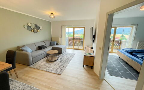 Remawe: Meubles, Propriété, Cadre, Table, Canapé, Bois, Confort, Design Intérieur, Sol, Chaise
