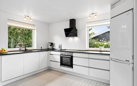 Henric - 500M from the Sea: Plafond, Sol, Design Intérieur, Sol, Composite, Meubles, Recours, Hôtel, Conception, Daylighting