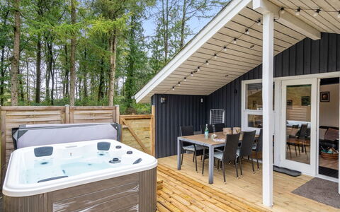 Brynhild - 30Km from the Sea: Maison, Domicile, Toit, Zone Résidentielle, Chalet, Biens, Ferme, Pelouse, Aménagement Paysager, Siding