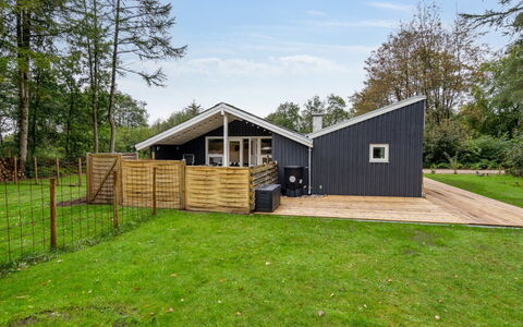 Brynhild - 30Km from the Sea: Maison, Domicile, Toit, Zone Résidentielle, Chalet, Biens, Ferme, Pelouse, Aménagement Paysager, Siding