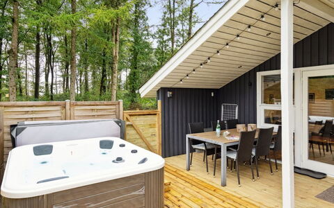 Brynhild - 30Km from the Sea: Maison, Domicile, Toit, Zone Résidentielle, Chalet, Biens, Ferme, Pelouse, Aménagement Paysager, Siding