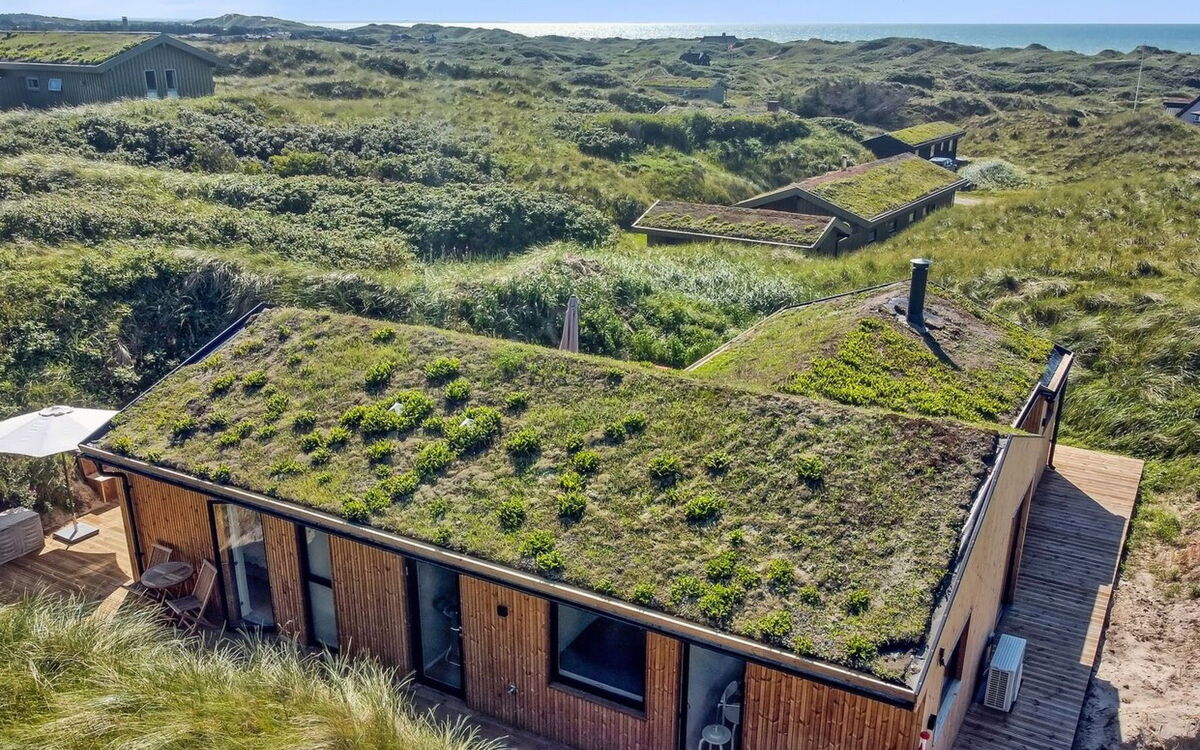 Hoat - 300M from the Sea