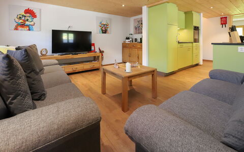 Chalet Engelshüs: Meubles, Design Intérieur, Bois, Sol, Sol, Pièce, Plafond, Parquet, Canapé, Salon