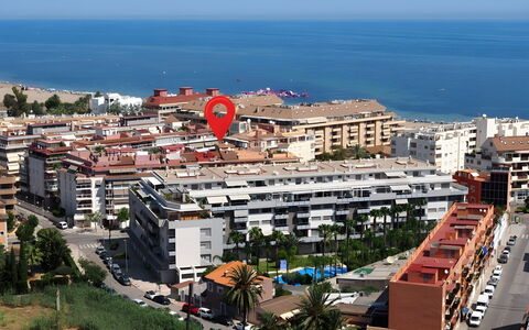 Dénia 189: Zone Résidentielle, Appartement, Condominium, Établissements Humains, Balcon, Recours, Hôtel, Ombre, Piscine