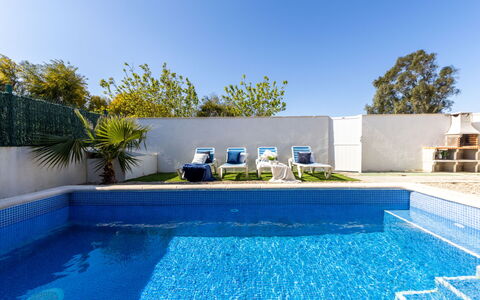 Tropical 2: Bleu, Piscine, Mobilier De Jardin, Recours, Composite, Balancelle, Eco Hôtel, Caractéristique De L'Eau, Aménagement Paysager, Ombre