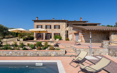 Casa Di Luca, Pool, Castelnuovo Berardenga: Domicile, Biens, Dalle, Piscine, Aménagement Paysager, Villa, Ferme, Pavé, Conception, Caractéristique De L'Eau