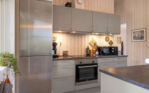 Annvy - 400M from the Sea: Cuisine, Appareil De Cuisine, Comptoir, Sol, Cabinetry, Principaux Appliance, Bois, Design Intérieur, Meubles, Sol