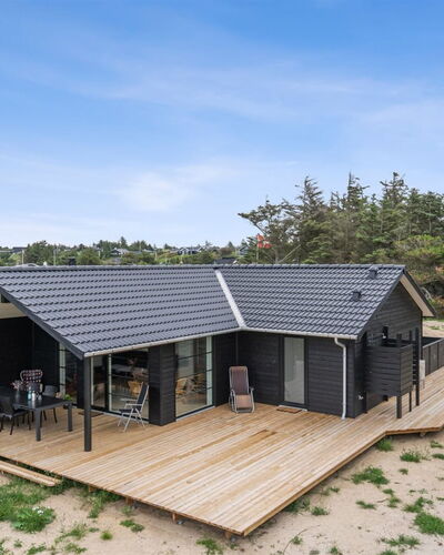 Annvy - 400M from the Sea