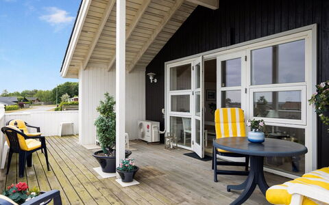 Yvette - 150M from the Sea: Chalet, Cabanon, Cabane, Ferme, Prairie, Cabane, Grange, Cabane En Rondins, Batiments Jardin