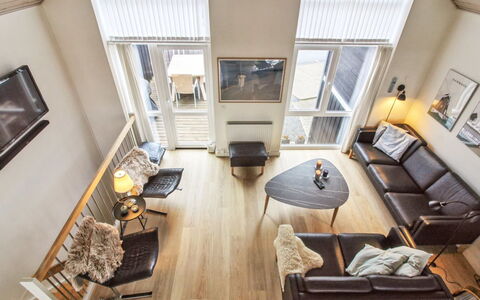 Thyra - 700M from the Sea: Meubles, Design Intérieur, Sol, Canapé, Sol, Bois, Salon, Plafond, Parquet, Appartement