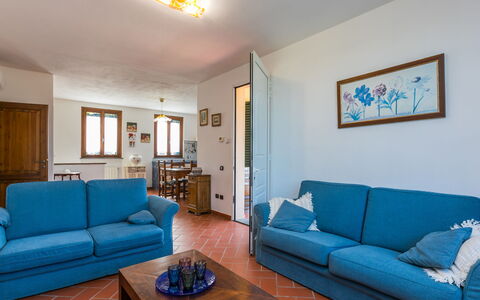Villa della Duna: Canapé, Table, Meubles, Propriété, Cadre, Bleu, Bleu Azur, Design Intérieur, Canapé-Lit, Salon