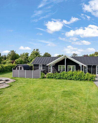 Bryngeir - 750M from the Sea