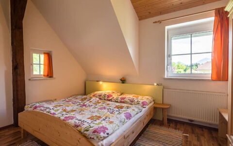 Rosental: Meubles, Fenêtre, Confort, Bâtiment, Cadre De Lit, Bois, Design Intérieur, Lit, Sol