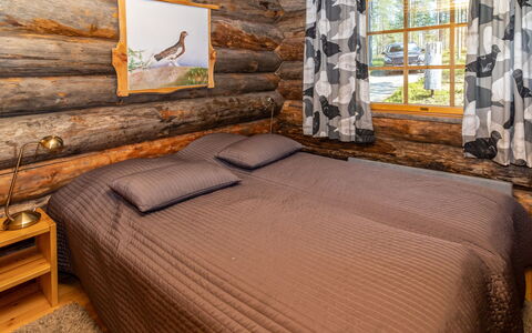 Villihanhi: Bois, Cabane En Rondins, Chambre, Tache De Bois, Dur, Chalet, Lit, Literie, Planche, Drap De Lit
