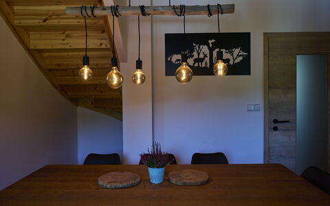 Muhu: Table, Meubles, Bois, Design Intérieur, Bâtiment, Maison, Sol, Ombre, Dur, Vaisselle