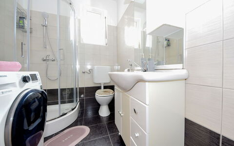 4All: Miroir, Robinet, Luminaire Plomberie, Évier, Buanderie, Salle De Bains, Violet, Lavabo, Design Intérieur