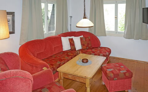 Lieblingsplatz: Propriété, Meubles, Table, Fenêtre, Bois, Confort, Rideau, Éclairage, Design Intérieur, Sol