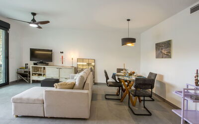Logement:&nbsp;Golden Ray 106.2
