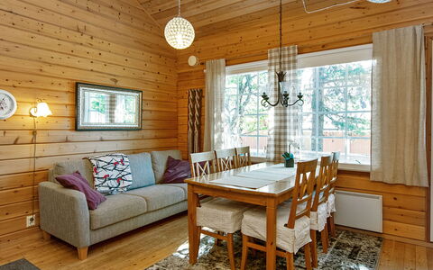 Hirvasaho a 2: Bois, Chalet, Cabane En Rondins, Forêt, Cabanon, Batiments Jardin, Mélèze, Des Bois, Tache De Bois