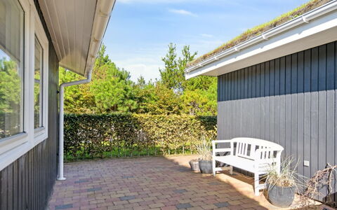 Ofelia - 2.5Km from the Sea: Maison, Domicile, Toit, Chalet, Biens, Aménagement Paysager, Batiments Jardin, Siding, Ferme