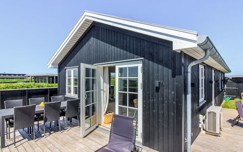 Sanni - 225M from the Sea: Recours, Ombre, Planche, Plate-Forme, Balcon, Passerelle, Hôtel