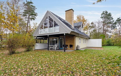 Calla - 250M from the Sea: Domicile, Maison, Toit, Chalet, Zone Résidentielle, Siding, Lot Terre, Biens, Ferme, Jardin