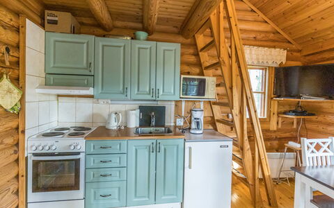 Kuukkelin Tupa 1: Bois, Sol, Meubles, Sol, Tache De Bois, Cabane En Rondins, Dur, Plafond, Chalet, Cuisine