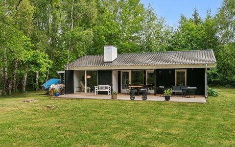 Judyta - 250M to the Fjord: Toit, Domicile, Chalet, Biens, Mobilier De Jardin, Cour, Tableau De Plein Air, Cour, Arrière-Cour, Villa