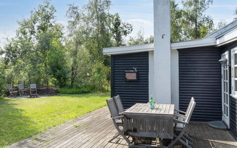 Estel - 900M from the Sea: Maison, Domicile, Toit, Chalet, Biens, Aménagement Paysager, Batiments Jardin, Siding, Ferme