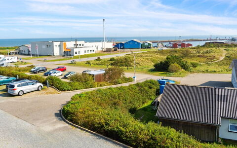 Kimi - 100M from the Sea: 