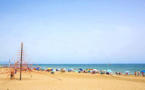 Playa Grande: L'Eau, Ciel, Nuage, Plage, Horizon, Loisir, Paysage, Plante
