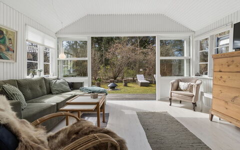 Lucie - 50M from the Sea: Meubles, Design Intérieur, Bois, Plafond, Canapé, Sol, Sol, Salon, Domicile, Pièce