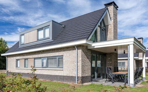 Pieper Luxe: Ciel, Fenêtre, Bâtiment, Quartier, Bâtiment Commercial, Façade, Immobilier, Ville, Design Urbain, Zone Métropolitaine