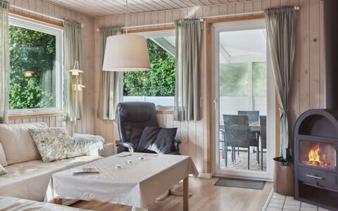 Viljo - 30Km from the Sea: Piscine, Ville Resort