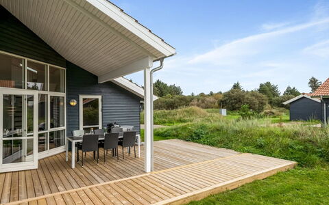 Sylwia - from the Sea: Meubles, Design Intérieur, Chaise, Sol, Table, Recours, Sol, Plafond, Pièce, Eco Hôtel
