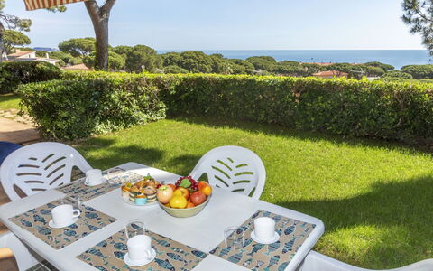 Pals 750: Mer, Mobilier De Jardin, Ombre, Loisir, Côte, Océan, Jardin, Pelouse, Vacances, Rive