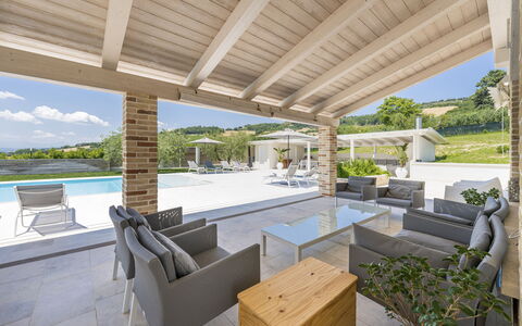 Villa Aso: Mobilier De Jardin, Porche, Ombre, Chaise, Biens, Table Cuisine Et Salle A Manger, Structure En Plein Air, Patio, Recours, Faisceau