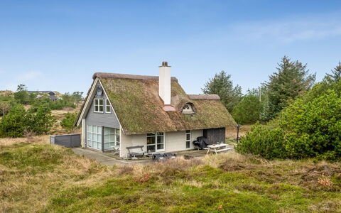 Andrine - 700M from the Sea: 