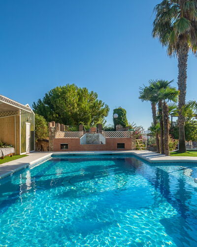 El Balcon: L'Eau, Ciel, Plante, Propriété, Piscine, La Nature, Bleu Azur, Bâtiment, Arbre, Plan D'Eau