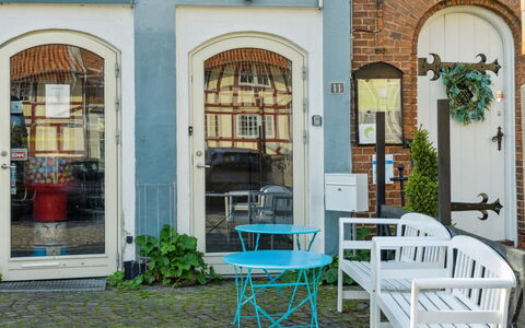 Blakke - 200M from the Sea: Bois, Meubles, Appartement, Pièce, Plafond, Tache De Bois, Chaise, Dur, Vernis, Lumber