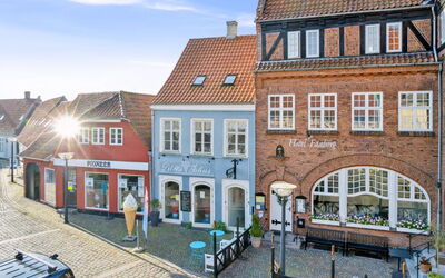 Blakke - 200M from the Sea