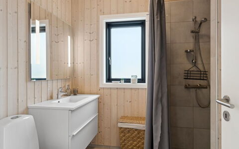 Brothir - 500M from the Sea: Piscine, Ville Resort
