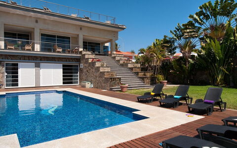 Maspalomas 1002: L'Eau, Ciel, Plante, Propriété, Piscine, Bleu Azur, Bâtiment, Ombre, Mobilier De Jardin, Loisir