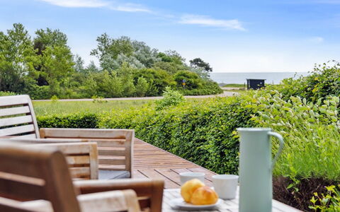 Nora - 100M from the Sea: Meubles, Design Intérieur, Sol, Bois, Sol, Plafond, Parquet, Chaise, Table, Éclairage